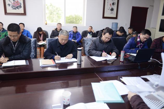 雙流中學(xué)黨總支書記、校長熊偉發(fā)言