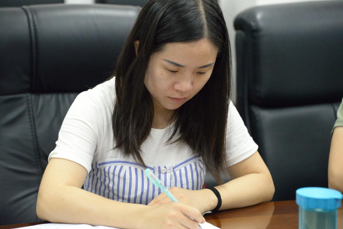 余曉冬班主任工作室成員——楊鴻麟