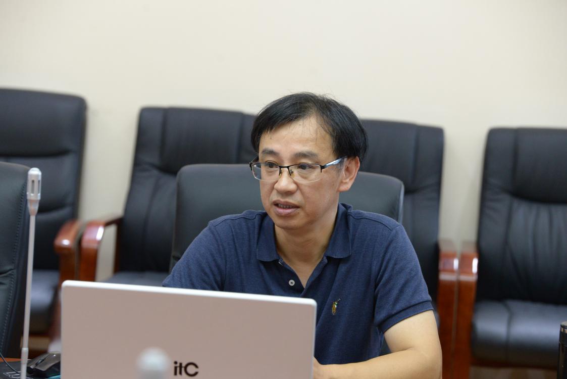 曹軍才導(dǎo)師進(jìn)行總結(jié)和相關(guān)事宜安排