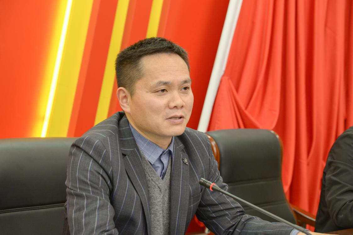 6徐天福校長(zhǎng)講話