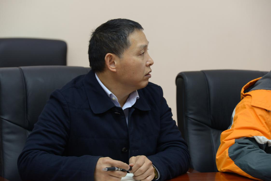 工作室領(lǐng)銜人陳劍泉老師發(fā)言