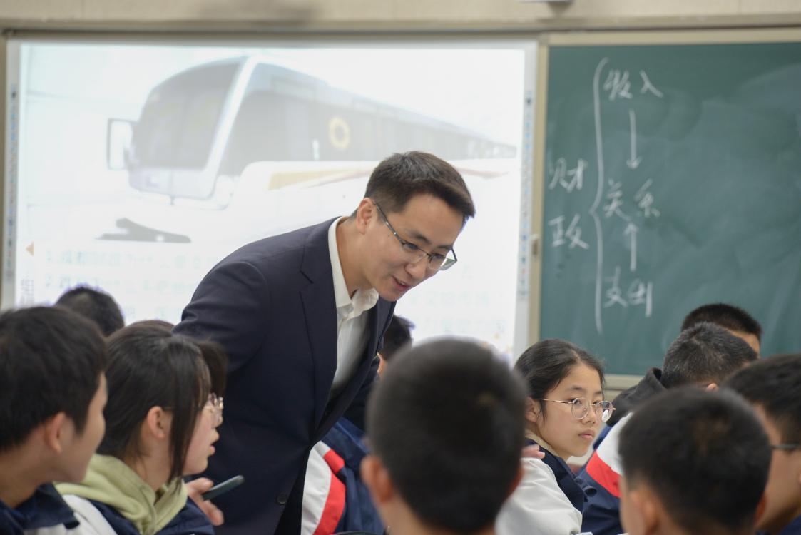 天府中學(xué)張新老師授課