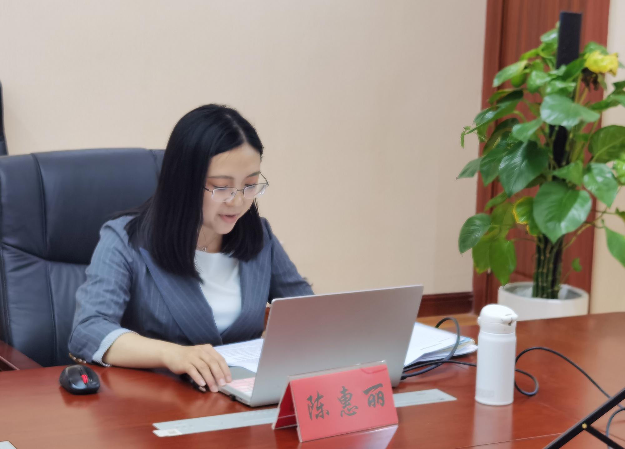 6 課題負責人陳惠麗老師做開題報告