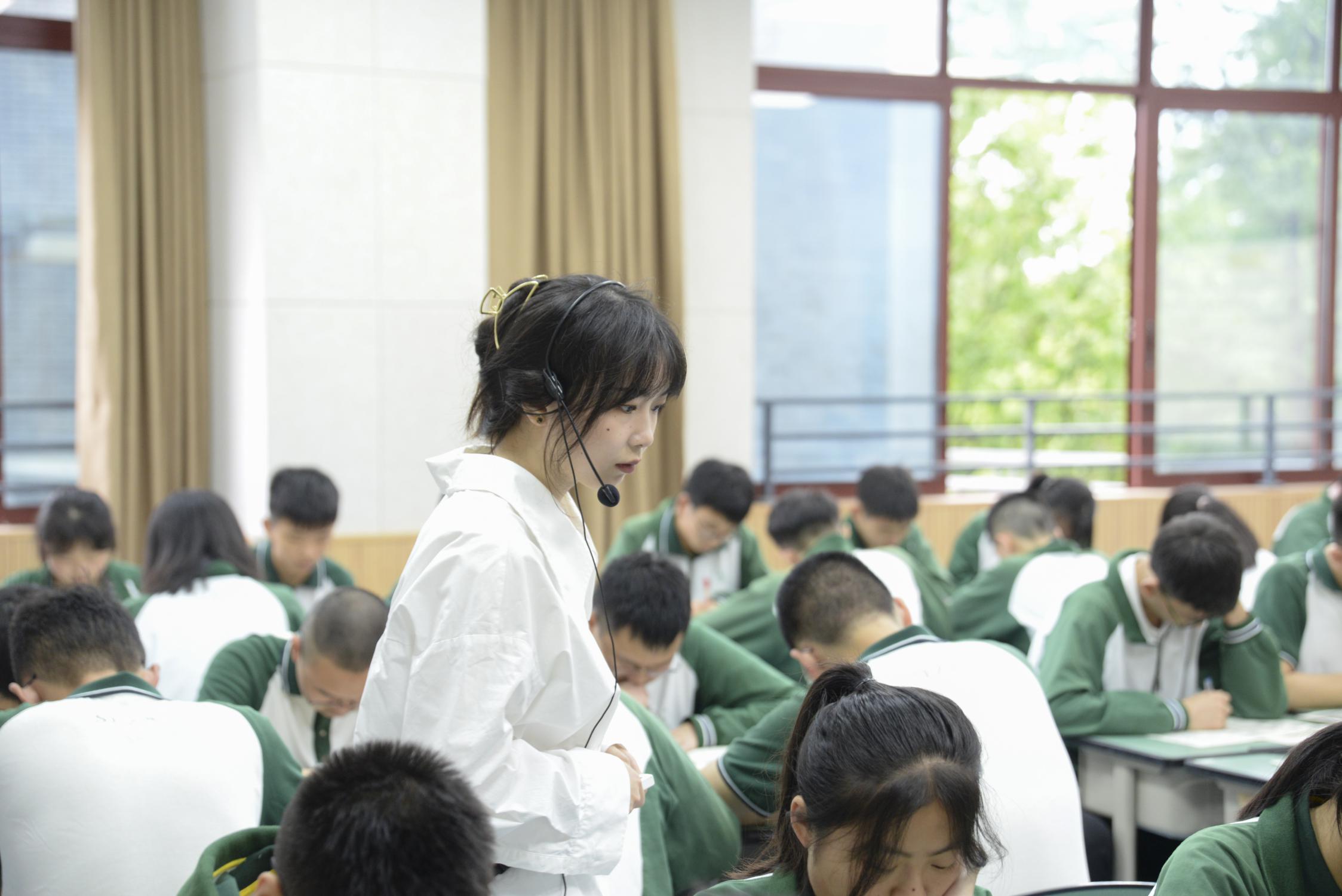 學(xué)員唐齊老師授課