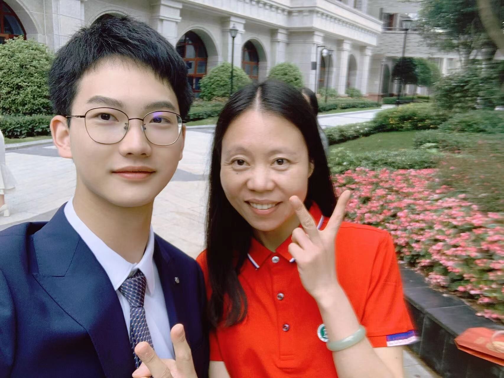 和親切溫暖的歷史李老師