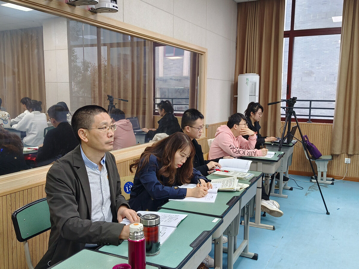 圖6 現(xiàn)場(chǎng)聽課教師