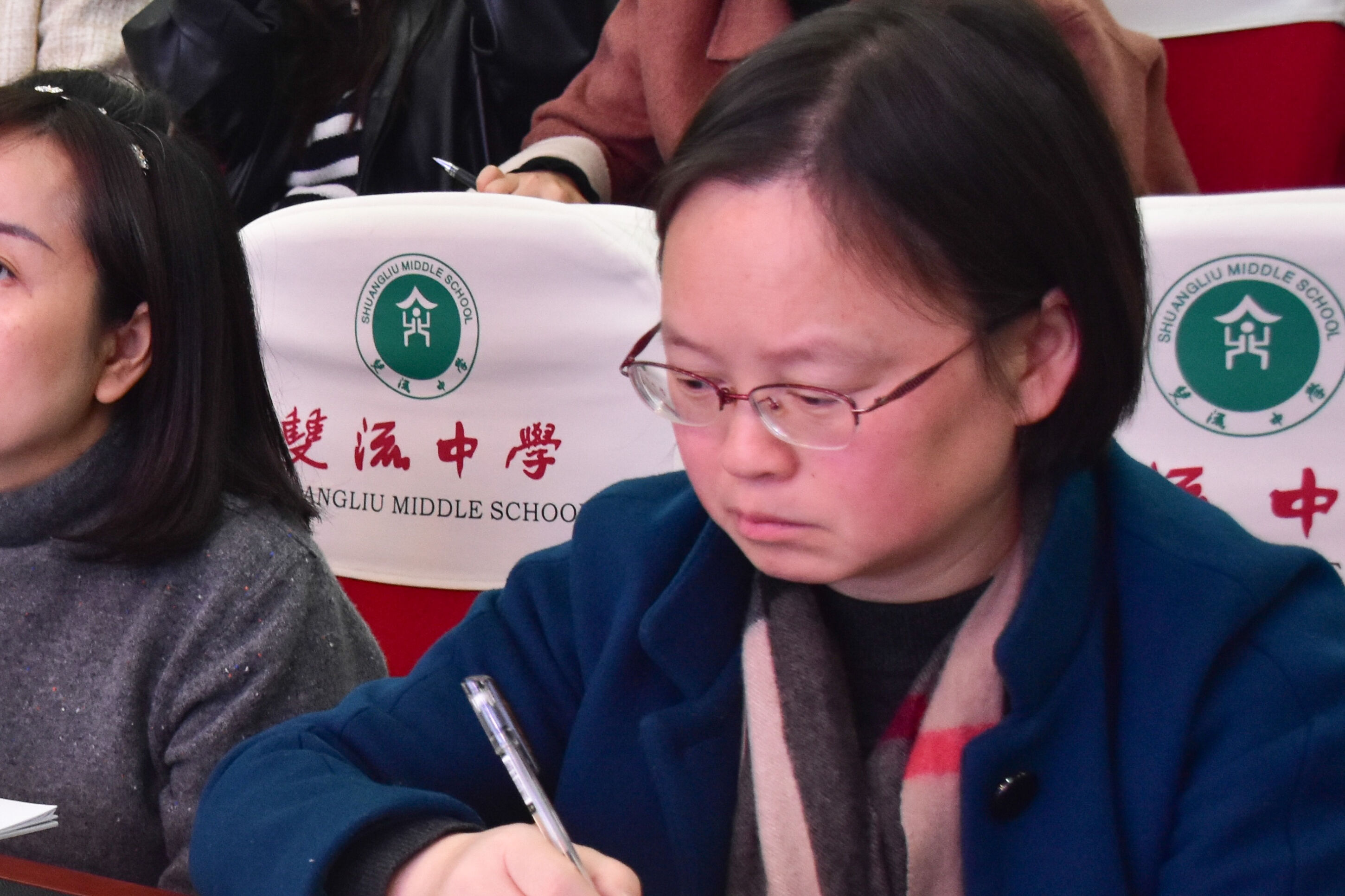 圖12  黃正翠老師進行點評