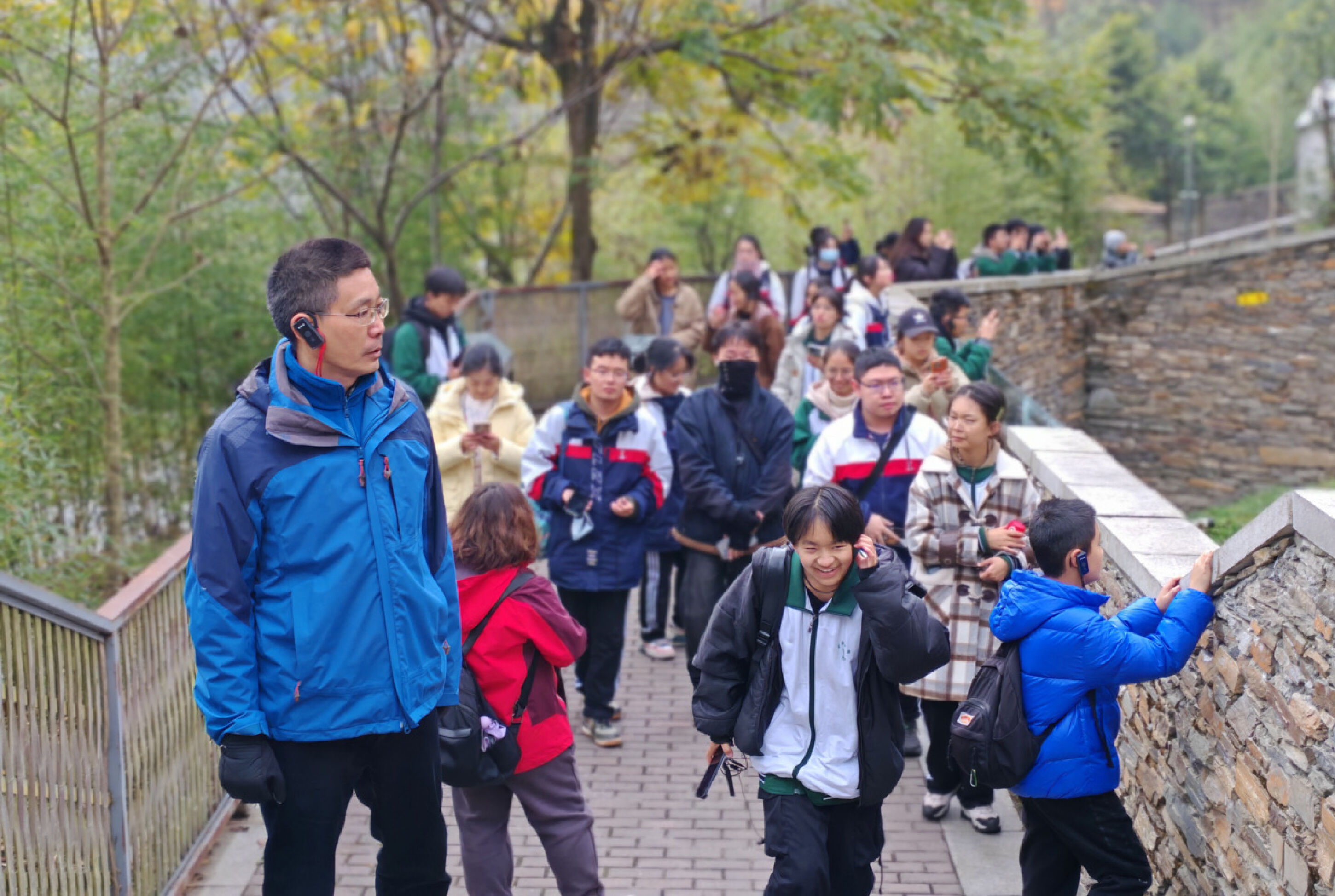 圖片2 近距離參觀大熊貓館
