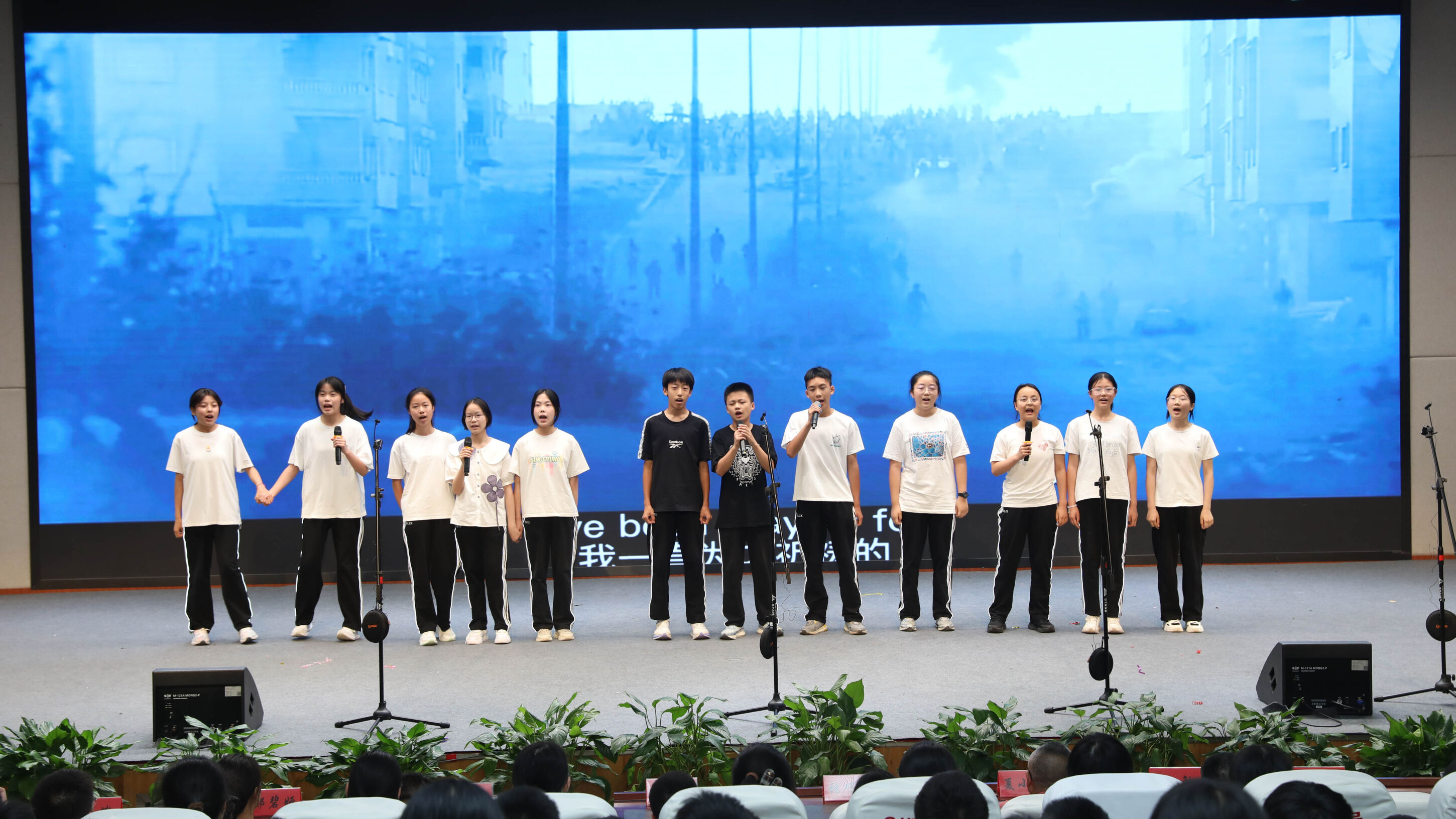 圖6 初2024級1班展演