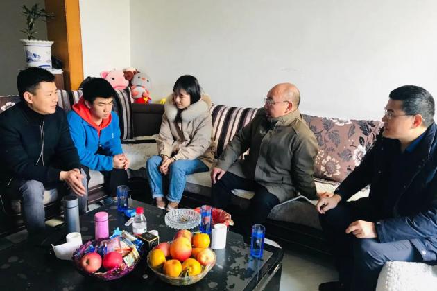 雙流中學(xué)“百師訪千家活動(dòng)”