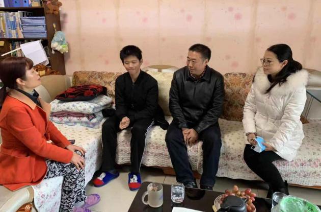 雙流中學(xué)“百師訪千家活動(dòng)”